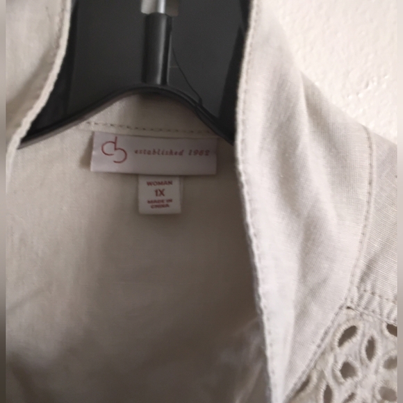 Women's Cream Jacket with Eyelet Detail - Picture 3 of 3